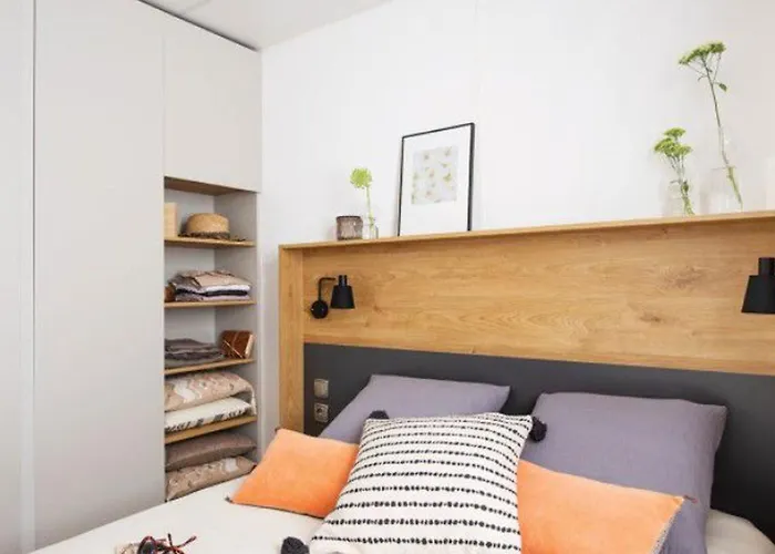 Mobil 7 Pers Avec Terrasse A - Api-1-52-469 Salles-Curan